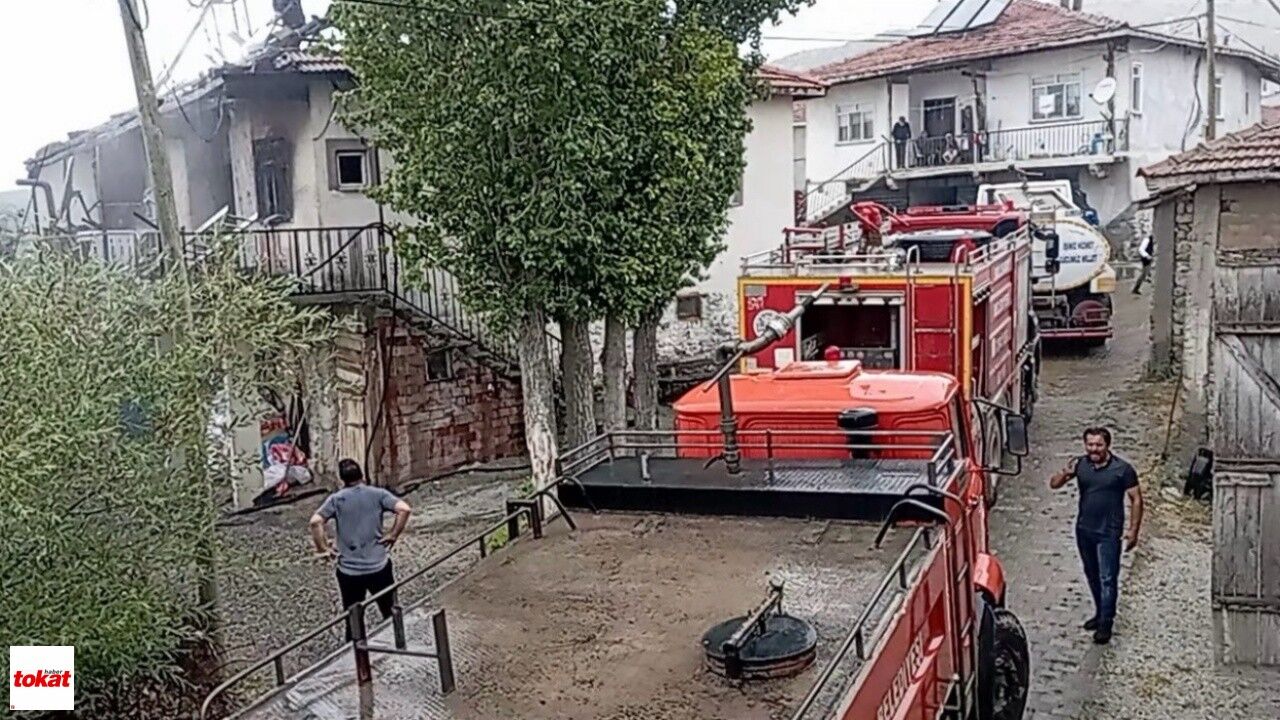 Tokat’ta Yanan Ev Kullanılmaz Hale Geldi1