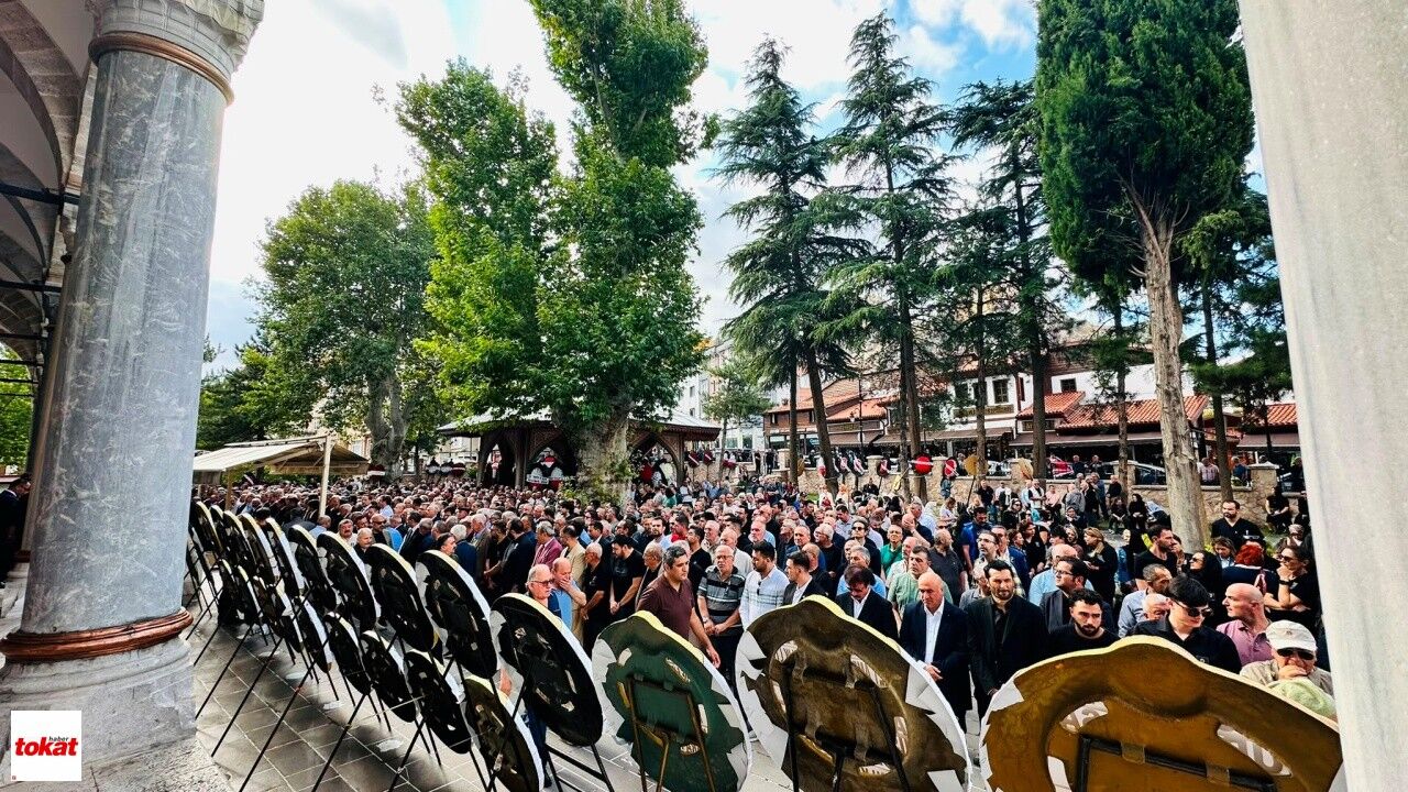 Orhan Ziya Diren Toprağa Verildi9