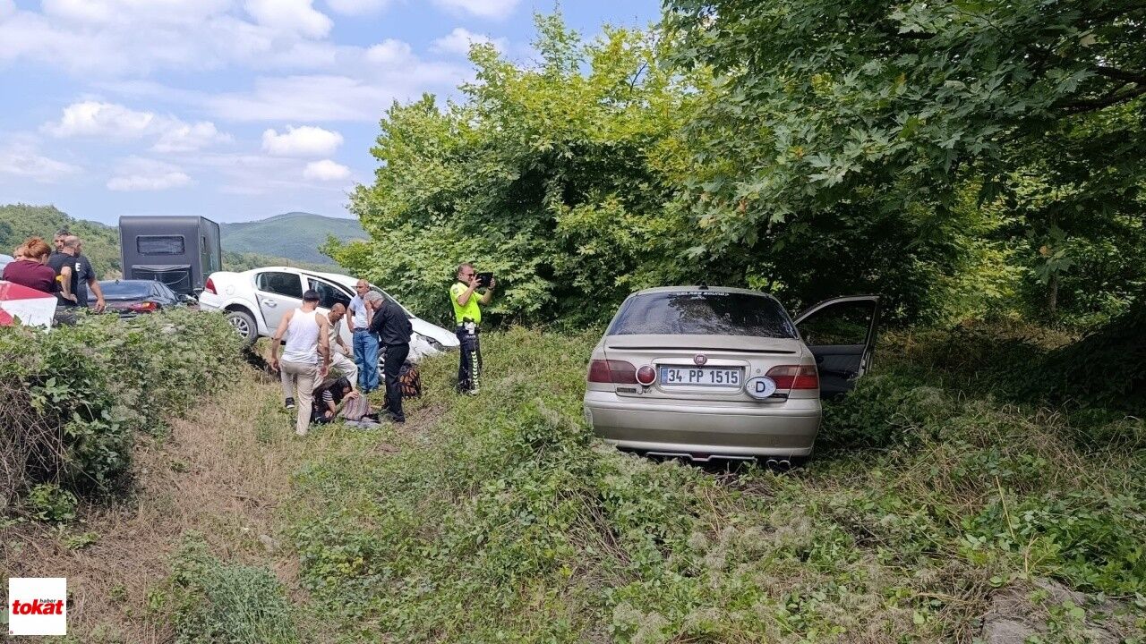 Tokat Plakalı Otomobil Samsun Kavak Kaza4