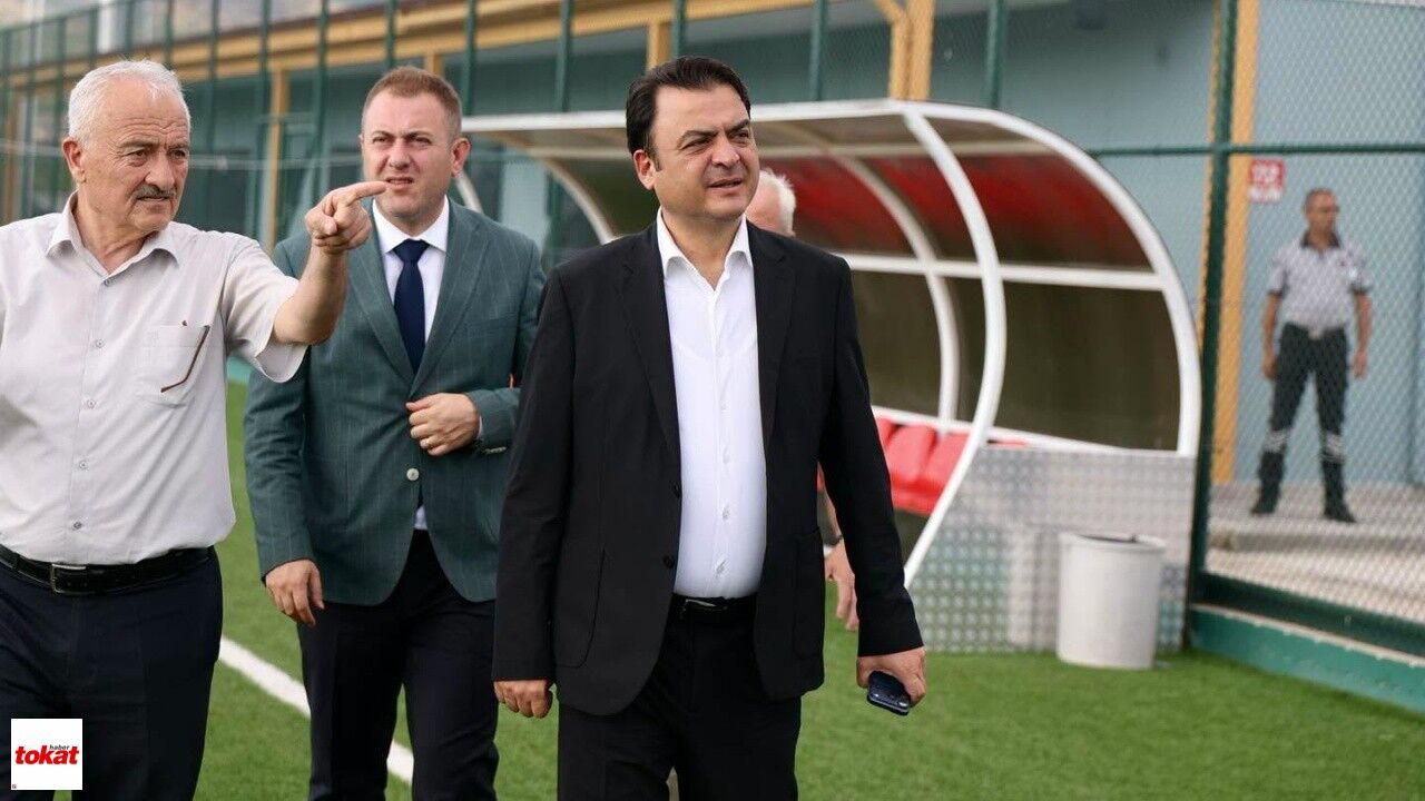 Vali Abdullah Köklü, Taşlıçiftlik Sentetik Futbol Sahası 500 Kişilik Yeni Tribün Çalışmaları Inceleme1