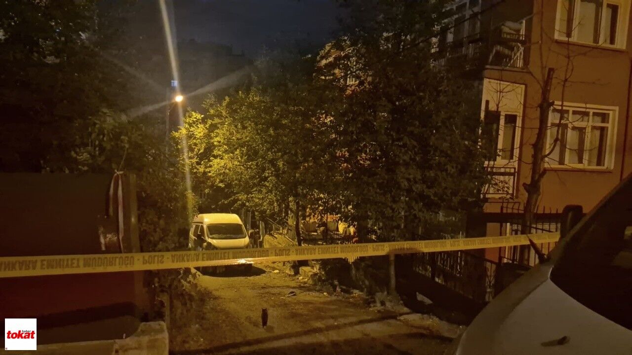 Apartman Dairesinde 3 Erkek Cesedi Bulundu5