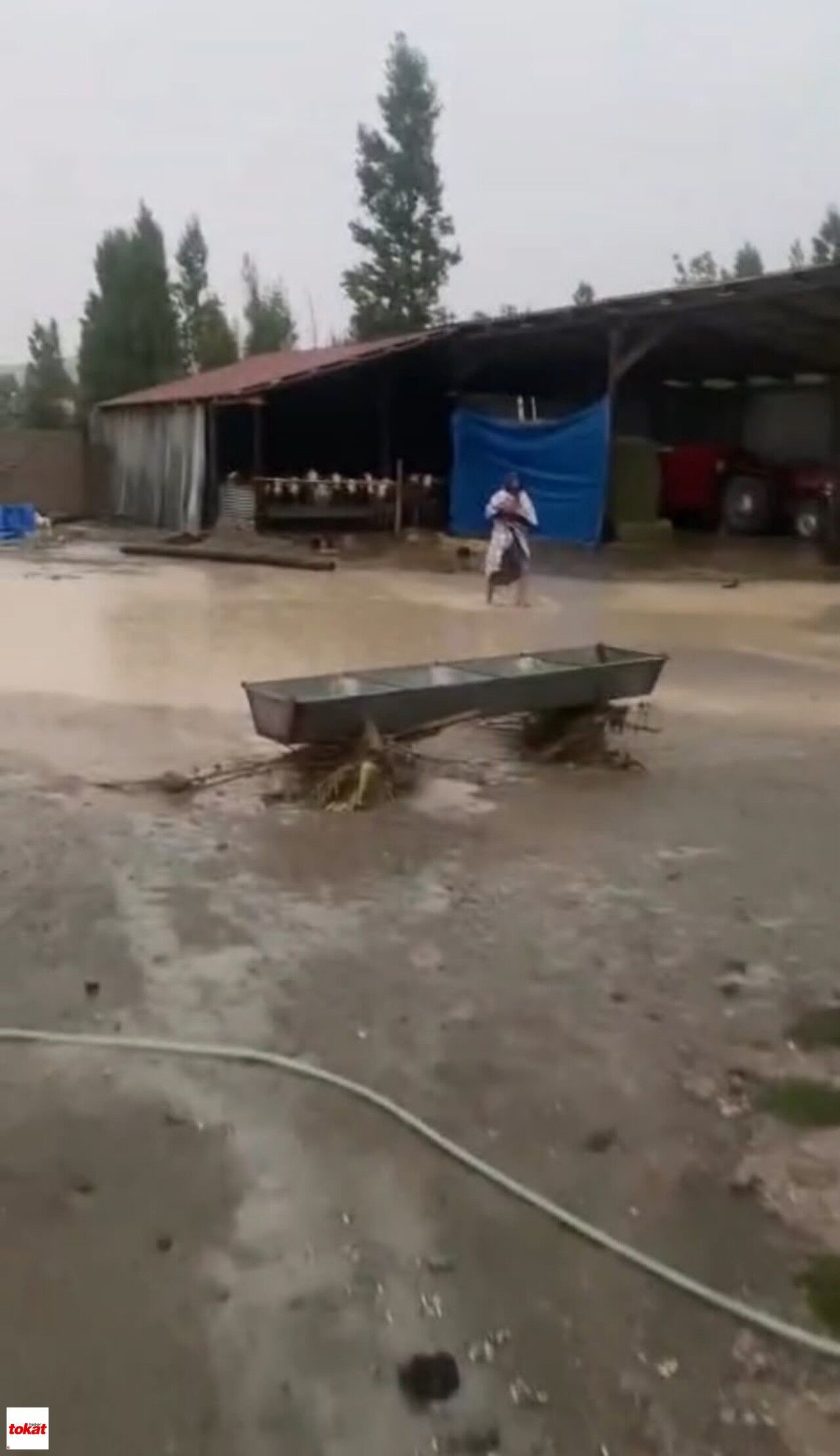 Sivas’ta Meydana Gelen Sel Köyde Maddi Hasara Yol Açtı2