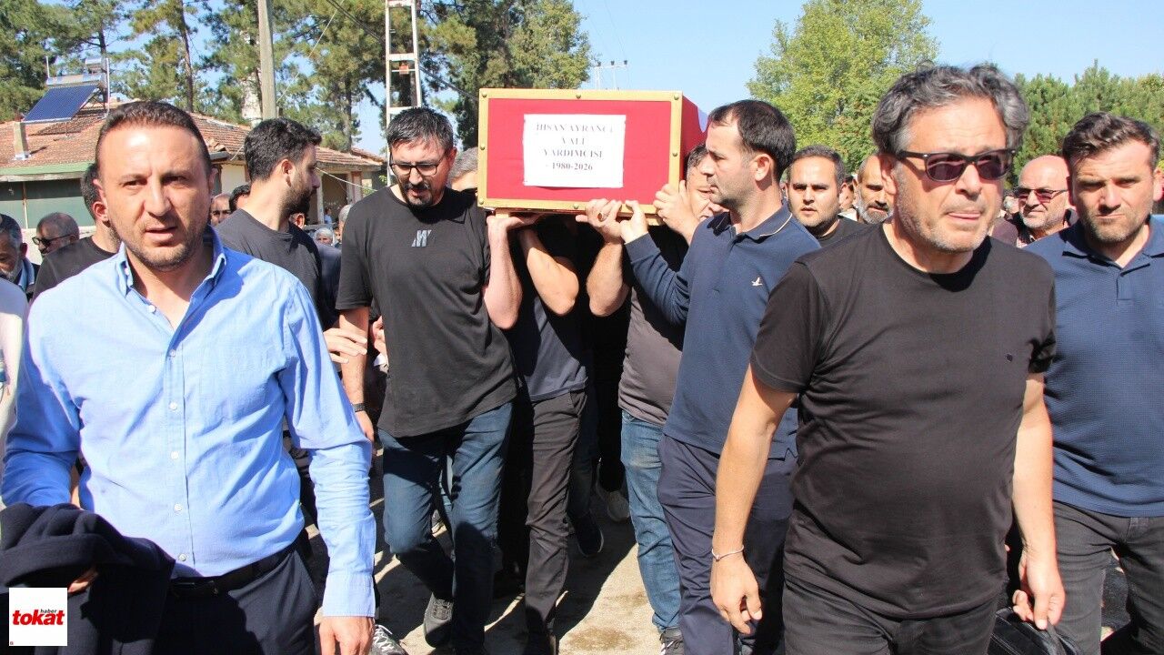Hayatını Kaybeden Afyonkarahisar Vali Yardımcısı İhsan Ayrancı, Amasya'da Defnedildi3
