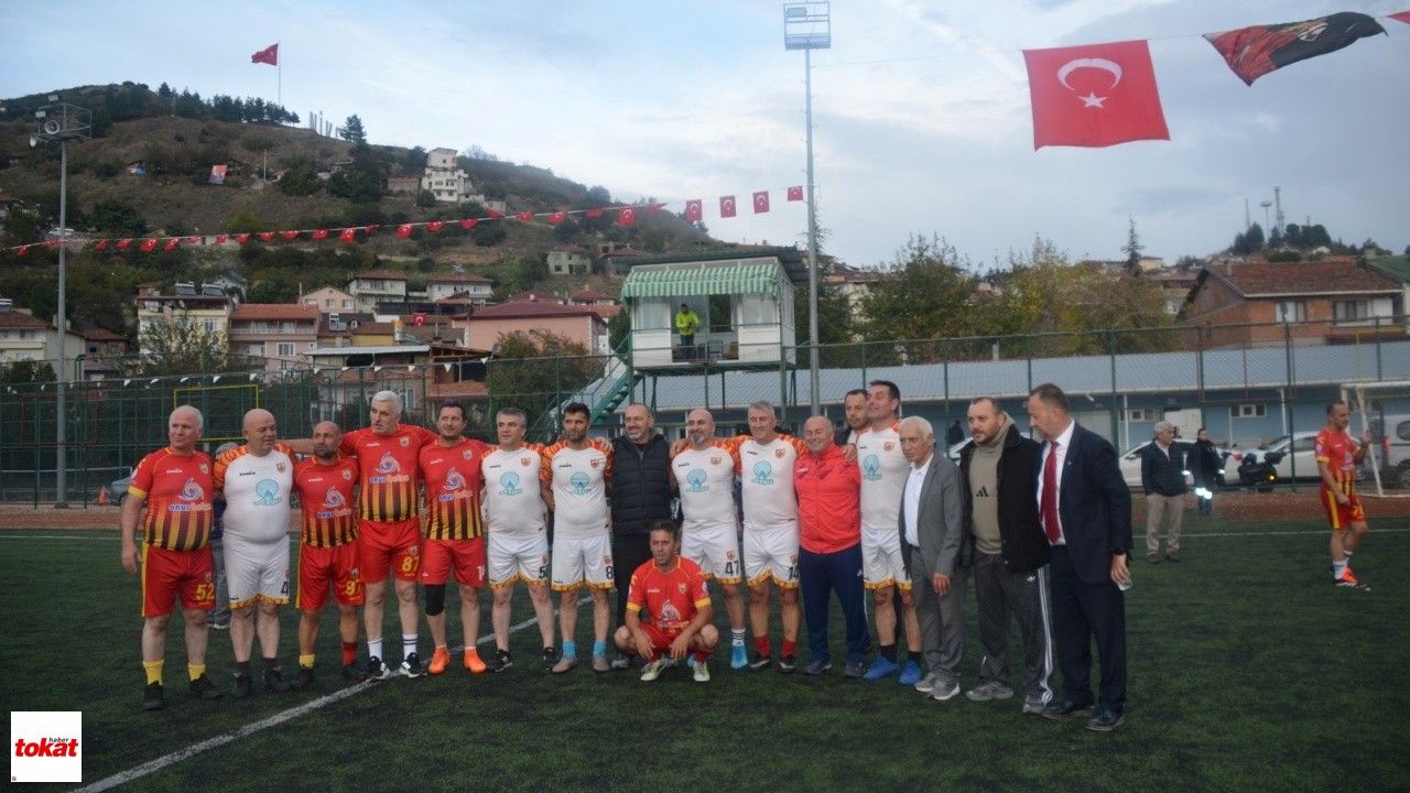 Niksarspor 100Üncü Yılı Efsaneler Dostluk Maçı5