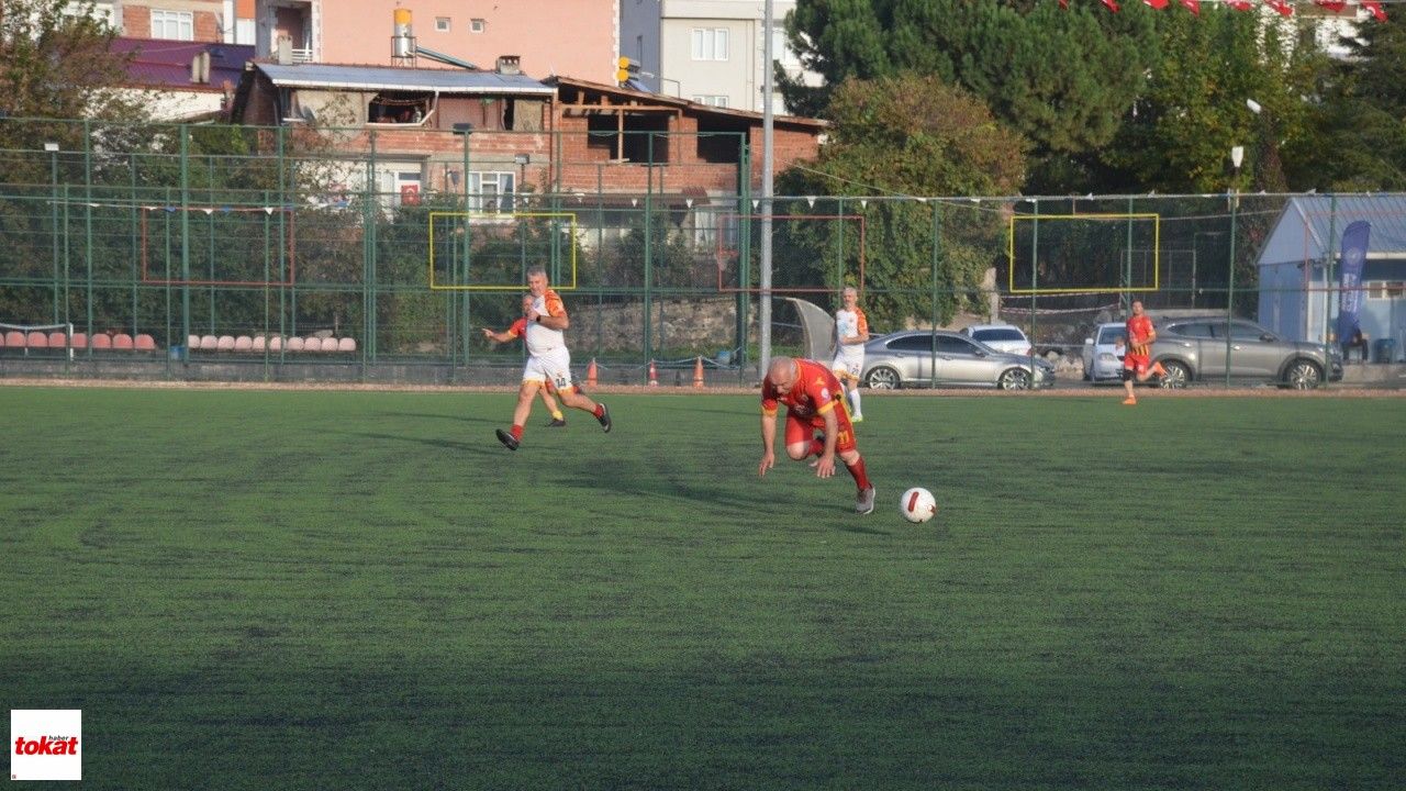 Niksarspor 100Üncü Yılı Efsaneler Dostluk Maçı7