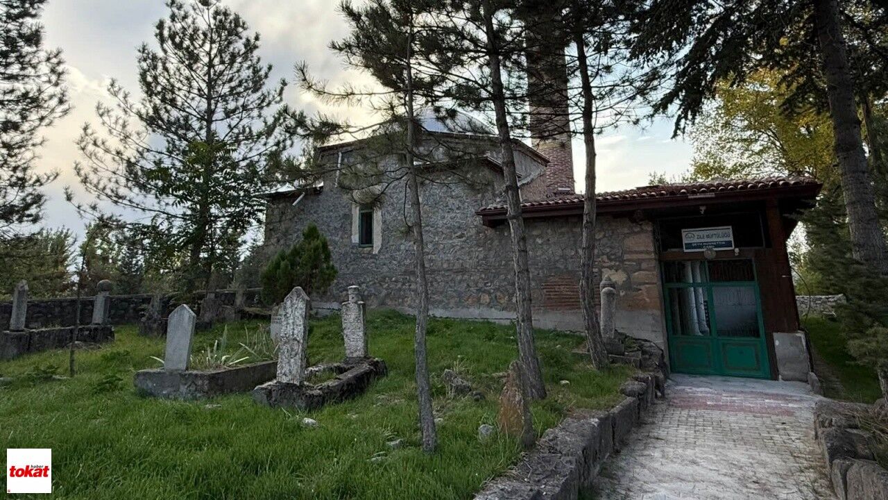 Tokat Zile Şeyh Nusrettin Türbesi