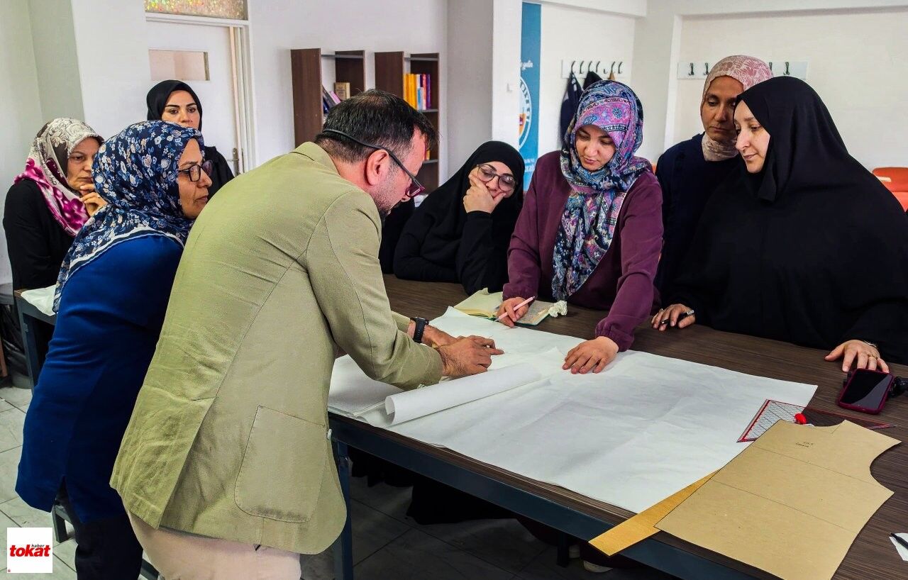 Tugi̇m'de Moda Ve Tasarım Rüzgarı Ev Hanımları Kendi Butiklerini Açmaya Hazırlanıyor (1)