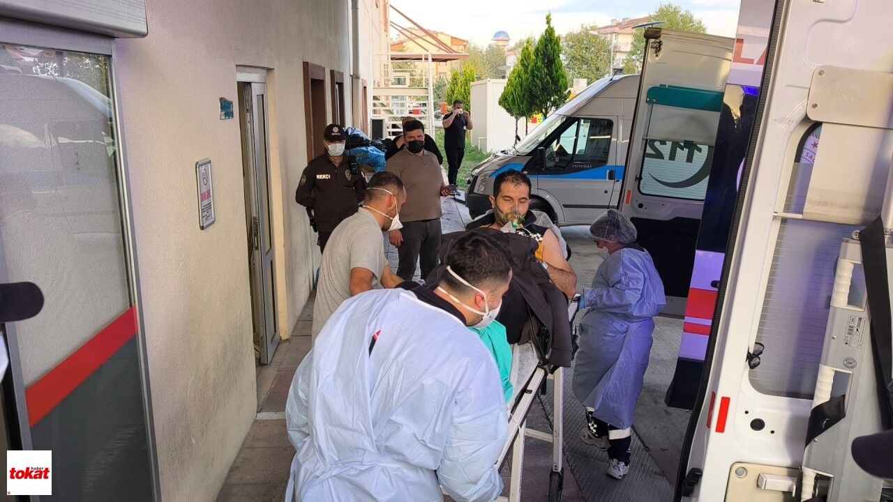 Vali Köklü Zehirlenen Işçiler Ziyaret1